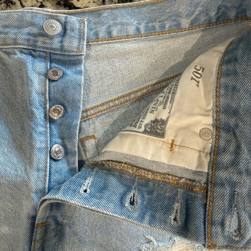Levi's 501 Distressed Denim Shorts - Women’s Size 30 - Picture 2 of 6